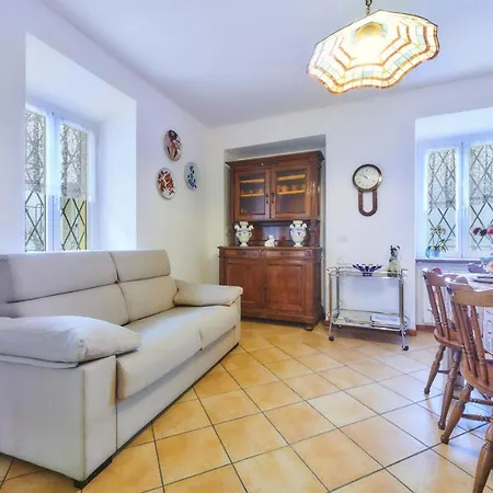 דירה Frontelago Lake Como מנדלו דל לאריו